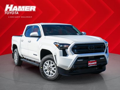 New 2025 Toyota Tacoma SR5