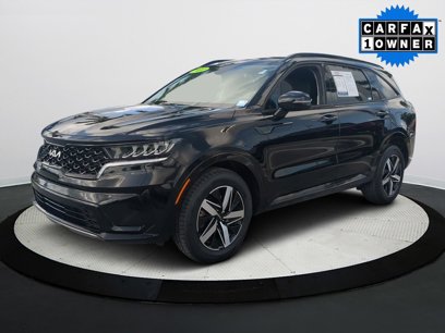 Used 2022 Kia Sorento S w/ Panoramic Sunroof Package