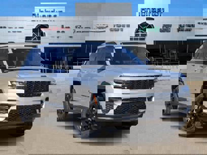 New 2025 Jeep Grand Cherokee Altitude