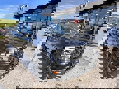 New 2024 Ford Maverick Lariat w/ Black Appearance Package