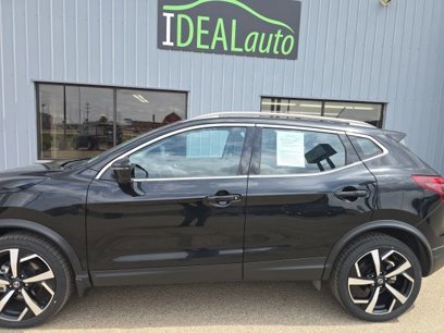 Used 2022 Nissan Rogue Sport SL w/ Premium Package