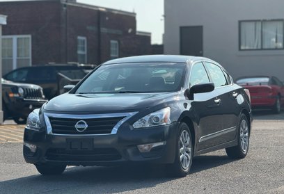 Used 2015 Nissan Altima 2.5 S w/ Display Audio Package