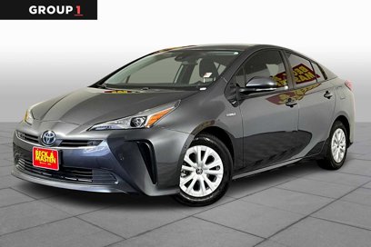 Used 2022 Toyota Prius LE