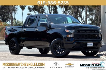 New 2025 Chevrolet Silverado 1500 Custom w/ Turbomax Blackout Package