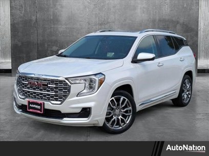 Used 2022 GMC Terrain Denali w/ Denali Premium Package