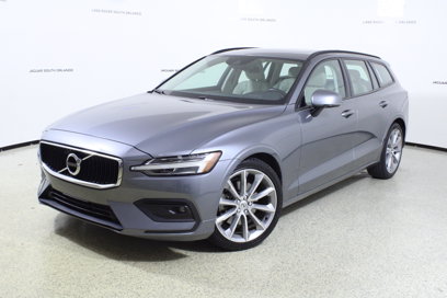 Used 2021 Volvo V60 T5 Momentum