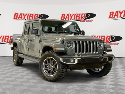 Used 2023 Jeep Gladiator Overland w/ Popular Equipment Package