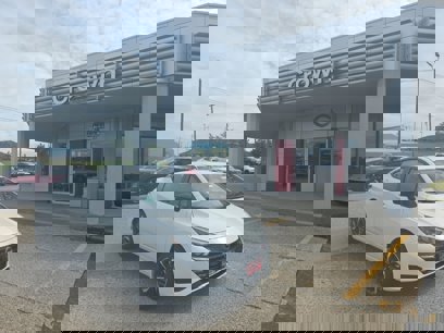 New 2025 Nissan Versa SR