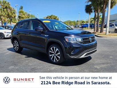 Certified 2022 Volkswagen Taos SE w/ Panoramic Sunroof Package