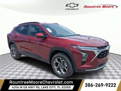 Used 2025 Chevrolet Trax LT