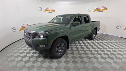 New 2025 Nissan Frontier SV w/ SV Convenience Package