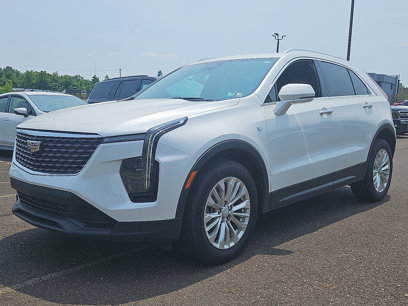 Certified 2024 Cadillac XT4 Luxury w/ Cold Weather Package