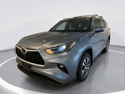 Used 2022 Toyota Highlander XLE