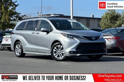 Certified 2025 Toyota Sienna XLE