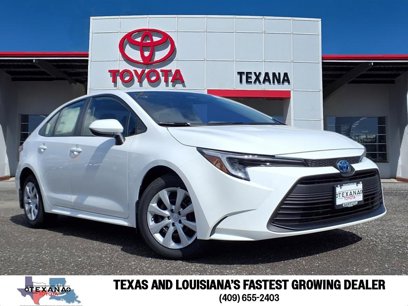 New 2025 Toyota Corolla LE
