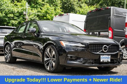 Used 2022 Volvo S60 B5 Momentum w/ Premium Package