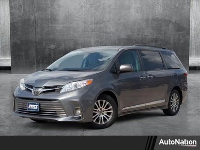 Used 2018 Toyota Sienna XLE