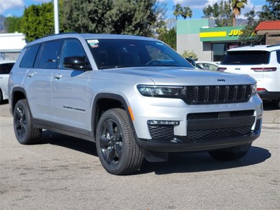 New 2025 Jeep Grand Cherokee L Limited w/ Black Appearance Package