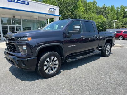 Used 2024 Chevrolet Silverado 2500 Custom w/ Custom Convenience Package
