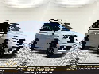 New 2025 Chrysler Pacifica Select