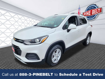 Used 2022 Chevrolet Trax LT w/ LT Convenience Package