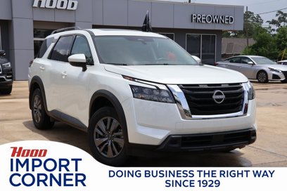 Certified 2024 Nissan Pathfinder SV w/ SV Premium Package