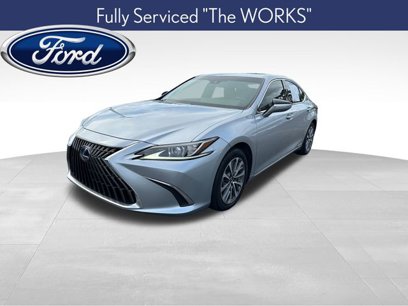 Used 2022 Lexus ES 300h w/ Premium Package