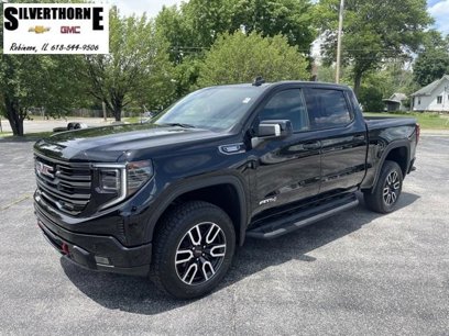 New 2025 GMC Sierra 1500 AT4 w/ AT4 Premium Package