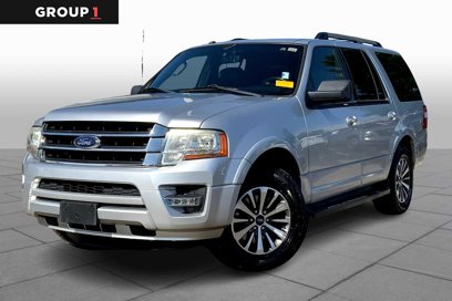 Certified 2017 Ford Expedition XLT w/ Equipment Group 202A