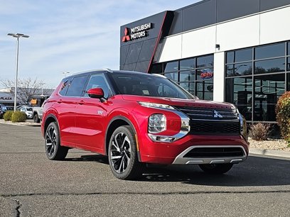 New 2025 Mitsubishi Outlander 4WD Plug-In Hybrid