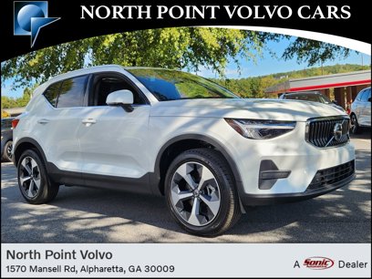 New 2025 Volvo XC40 B5 Core w/ Protection Package Premier