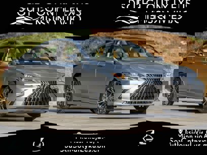 New 2025 Lexus ES 300h w/ Premium Package