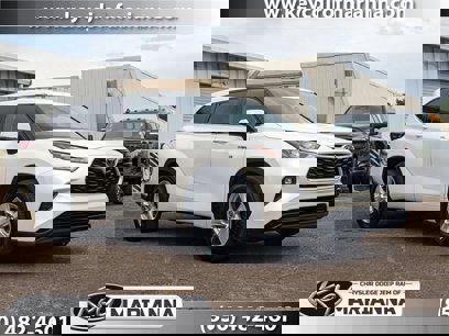 Used 2020 Toyota Highlander LE
