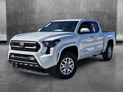 New 2024 Toyota Tacoma SR5