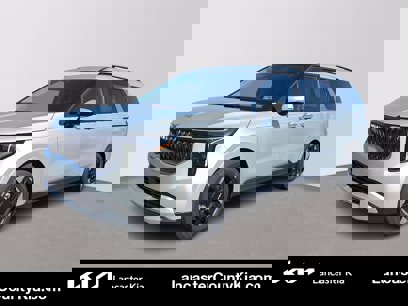 New 2025 Kia Carnival EX
