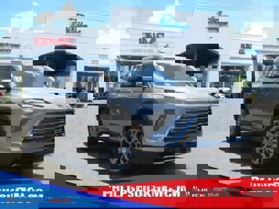 New 2025 Buick Enclave Preferred w/ Power Package