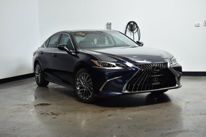 Used 2025 Lexus ES 350 Luxury