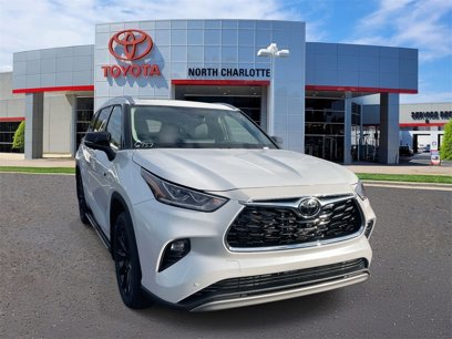 New 2025 Toyota Highlander Platinum