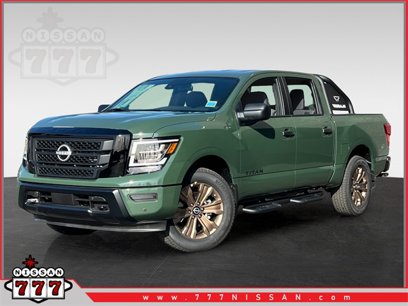 New 2024 Nissan Titan SV w/ SV Bronze Edition Package