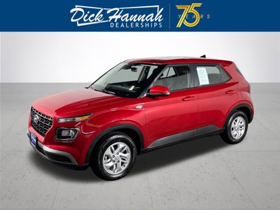 Used 2022 Hyundai Venue SE w/ Cargo Package