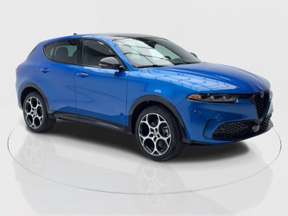 New 2025 Alfa Romeo Tonale w/ Premium Package