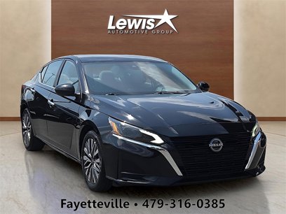 Used 2023 Nissan Altima 2.5 SV