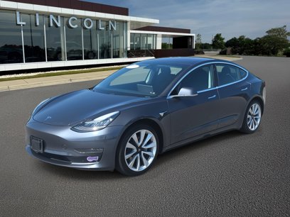 Used 2019 Tesla Model 3 Mid Range
