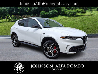 New 2025 Alfa Romeo Tonale w/ Premium Package
