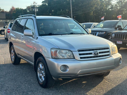 Used 2005 Toyota Highlander 2WD V6