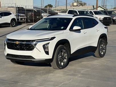 New 2025 Chevrolet Trax LT w/ Driver Confidence Package