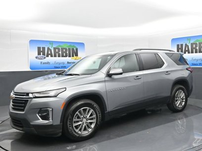 Used 2023 Chevrolet Traverse LT