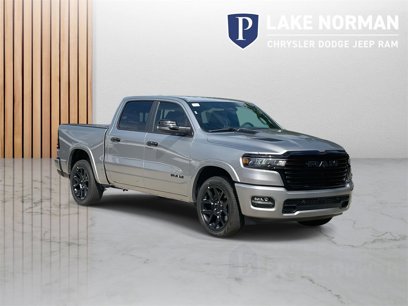 New 2025 RAM 1500 Laramie w/ Night Edition