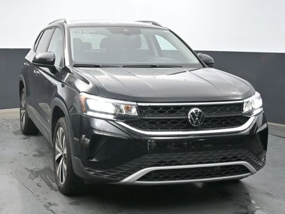 Used 2024 Volkswagen Taos SE w/ MDO Package