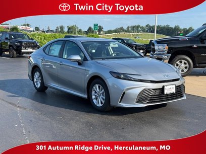 New 2025 Toyota Camry LE